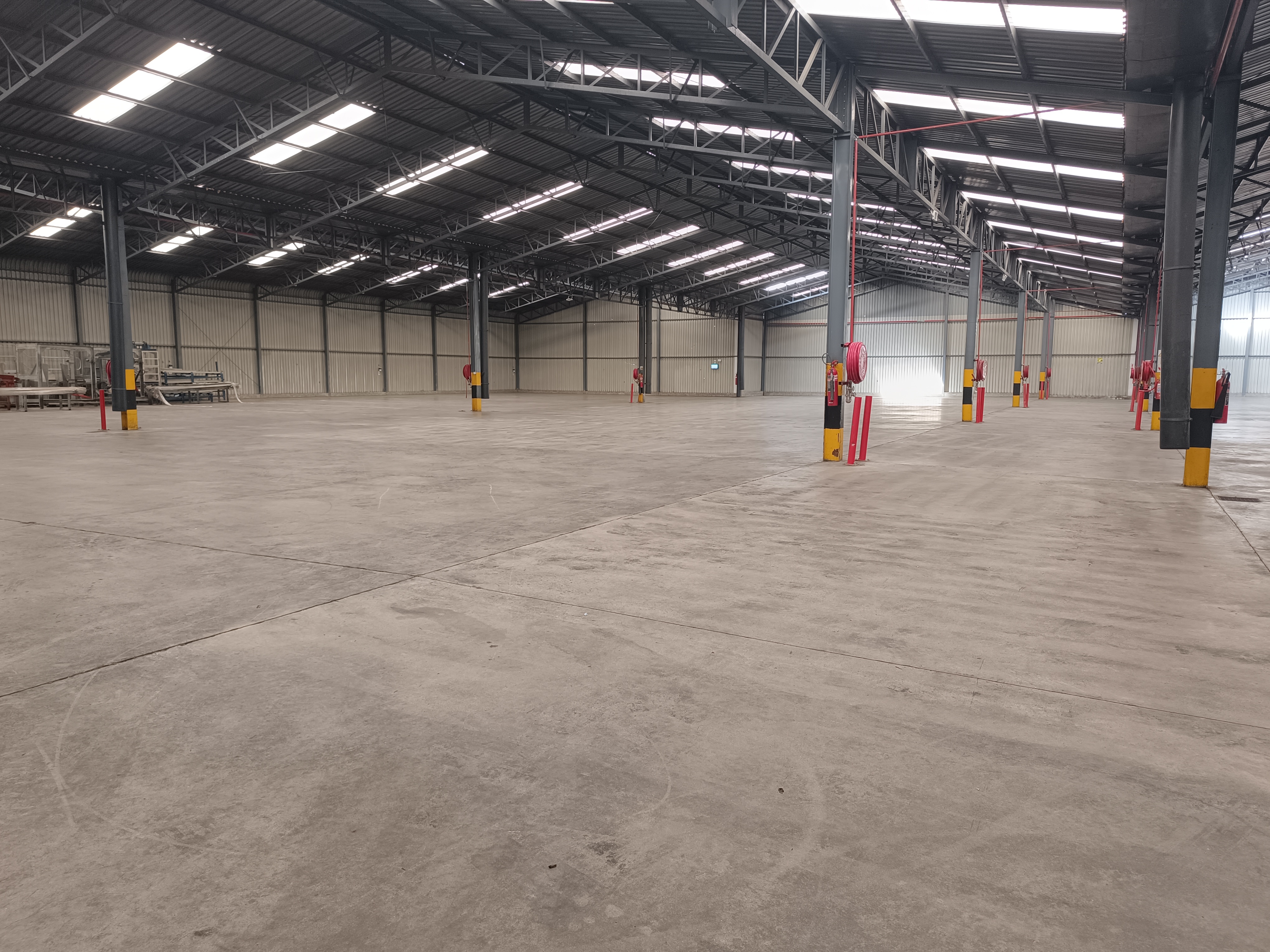 Warehouse floor after FactoryFresh cleaning
